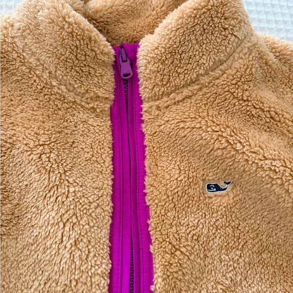 Vineyard Vines Other - Vineyard Vines Tan Sherpa with Pink Accents
